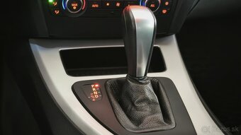 Bmw e91 320d Facelift / Automat / - 11