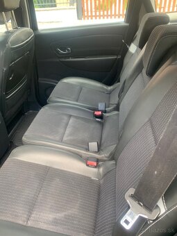 Renault Scenic - 11