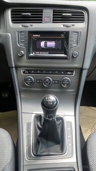 Volkswagen Golf 7 Highline 1.6 TDi 77kw - 11