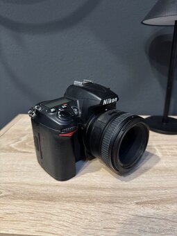 Nikon D7000, 35mm 1.8, 50mm 1.8 - 11