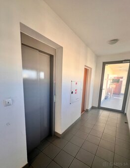 Slnečný trojizbový byt v Piešťanoch - 11