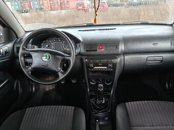 Predám Škoda Octavia 2.0i LPG R.v2003 Elegance - 11