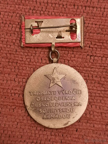Medaile, vyznamenania ČSSR - 11