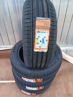 235/45R17 letne - 11