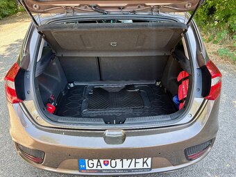 KIA Cee’d 1.4 MPI Gold - 11