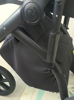 Roan Bass Next, Emerald Mood - 11