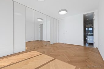 Exkluzívny byt s výhľadom na Bratislavský hrad - 11