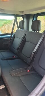 Renault Trafic 1.6 dCi r. 2016 8miest - 11