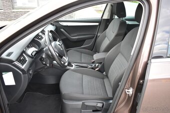 Škoda Octavia Combi 1.6 TDI 110k Style DSG - 11