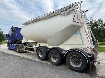 Súprava Volvo, Feldbinder - 11