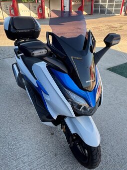 Honda Forza 300 2019 - 11