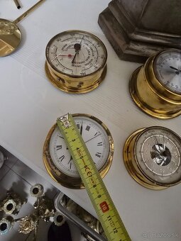hodiny, barometer, teplomer a vlhkomer - 11
