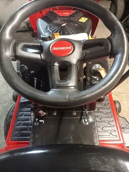 Zahradny traktor - 11