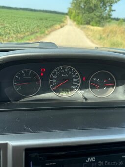 Predám Nissan X Trail 4x4 - 11