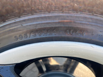 predám porsche taycan turbo ,odpočet DPH - 11