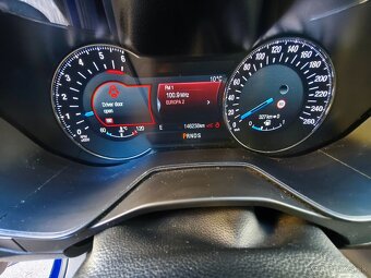 Ford Mondeo Combi 2.0tdci 4x4 ŤAŽNÉ/Full LED - 11