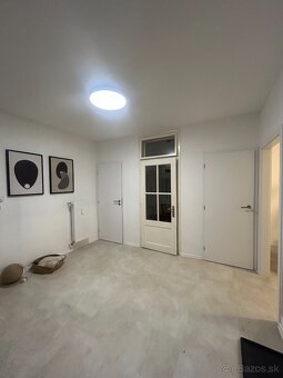 🏡 Krásny priestranný 2-izbový byt po kompletnej rekonštrukc - 11