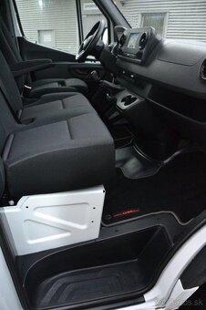 Mercedes-Benz Sprinter 317 CDi L Maxi ,velká výbava - 11