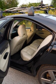 Volvo S60 D5 R-Design - 11