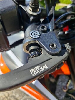 Ktm Duke 890 R - 11