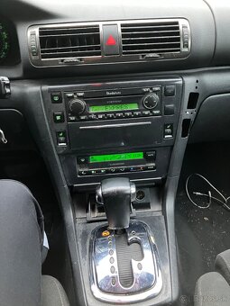 Škoda Super B 1.9tdi Automat - 11
