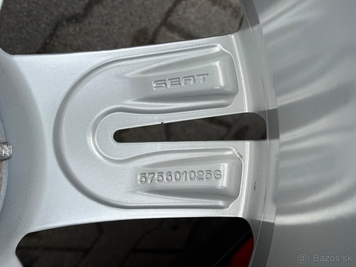 SEAT / VW 215/50 R18 5x112 - 12