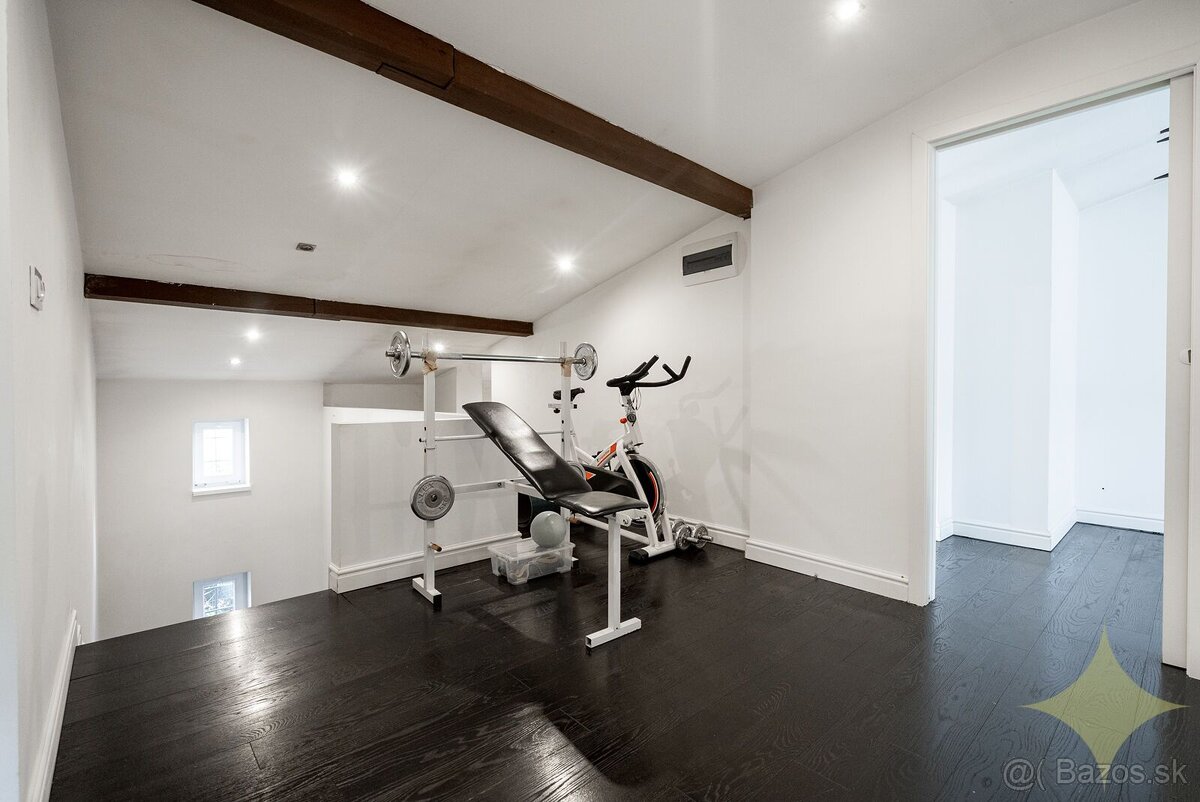 Luxus v kúpelnom mestečku pri Banskej Štiavnici. - 12