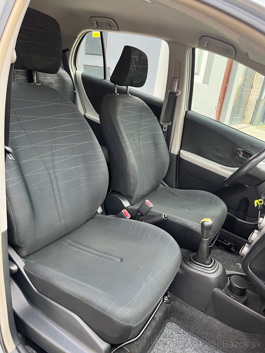 Toyota Yaris 1.3 Benzin = Klíma, 192756km Bez korozie = - 12