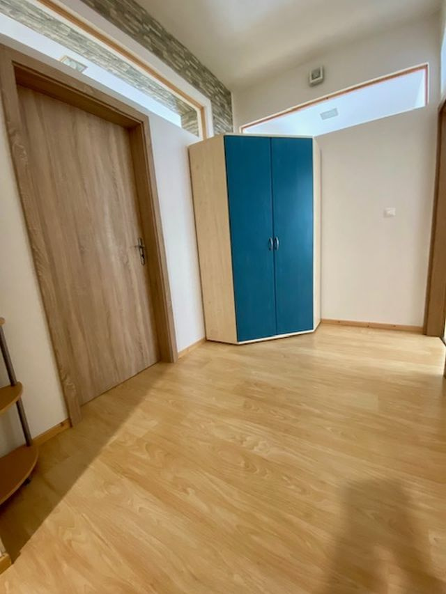 Priestranný bytu 3 + 1 v Čadci - širšie centrum - 12