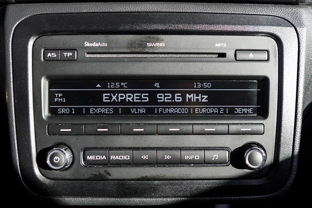 Škoda Fabia Ambiente 1 16V 63kW M5 12/2012 - 12