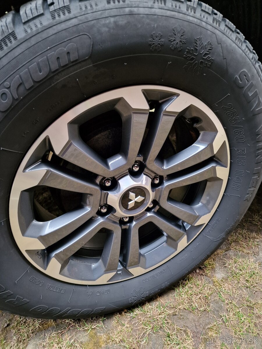 Mitsubishi L200 - 12