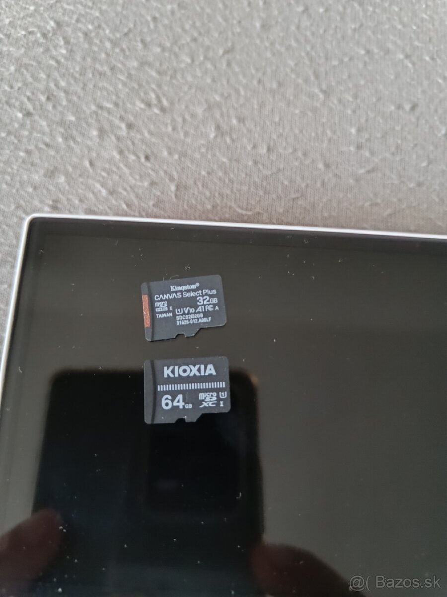 Anbernic RG40XXV MOZNA AJ VYMENA - 12