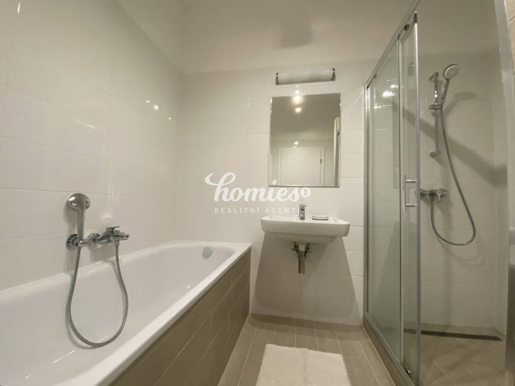 PRENÁJOM luxusný 2 izbový zariadený byt, Piešťany - Ružový M - 12