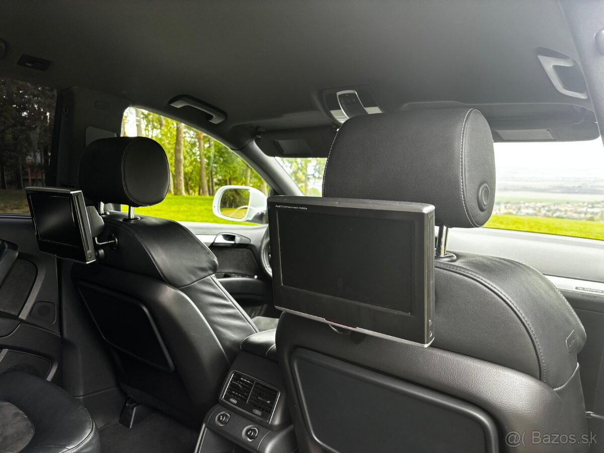 Audi Q7 3.0 TDI S-line Quattro 7 míst - 12