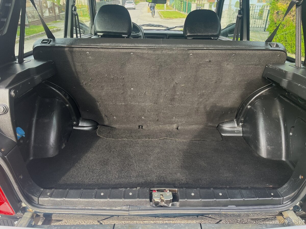 Lada Niva 1.7 - 12