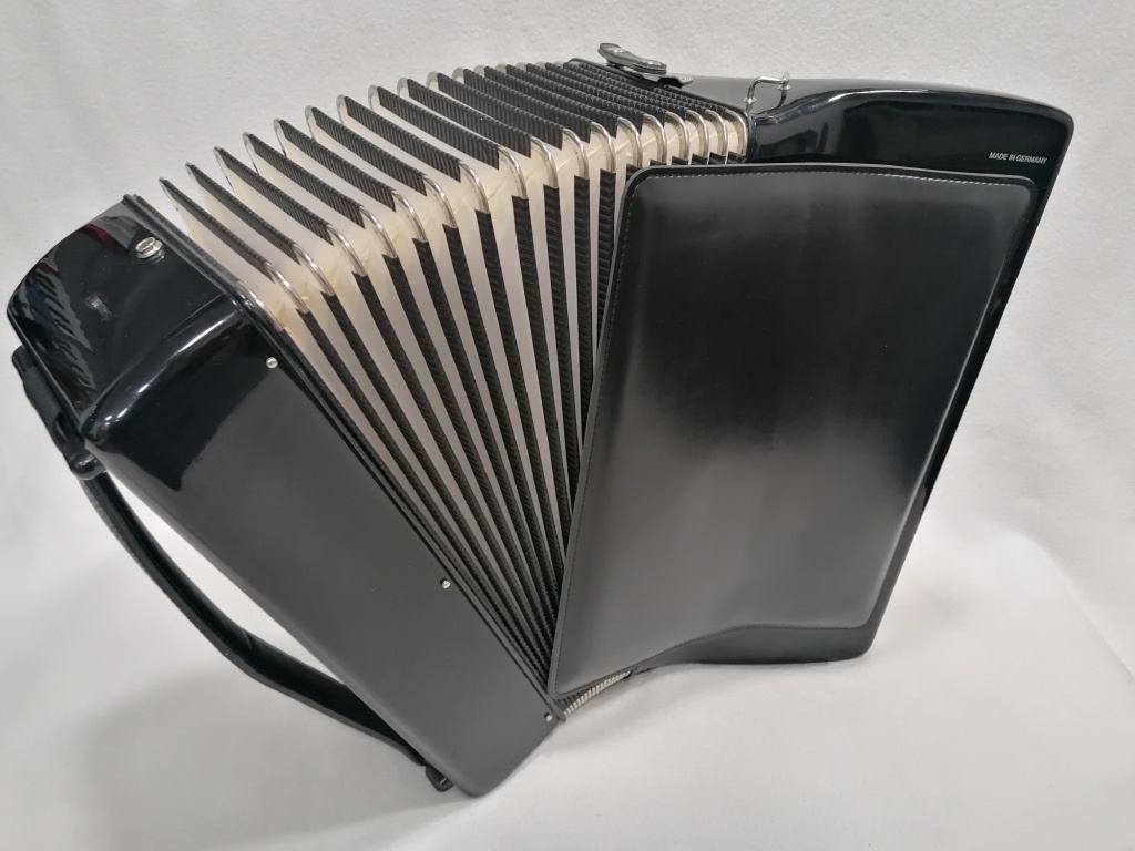 akordeon Hohner Tango IV T 96 basovy - 12