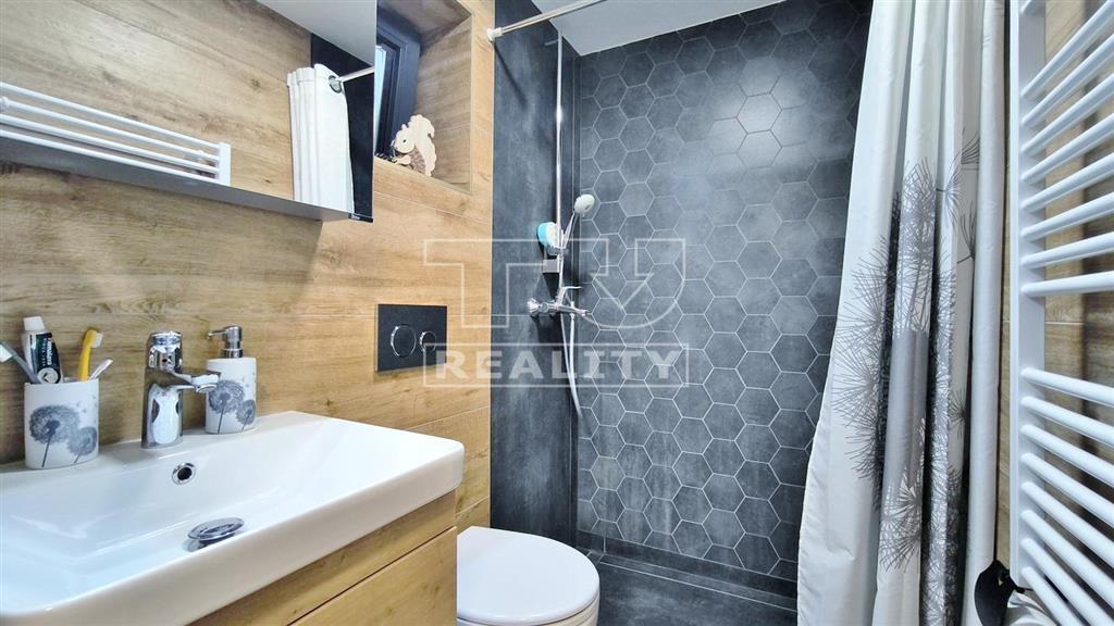 Luxusná, celoročná chata • moderné technológie v srdci... - 12