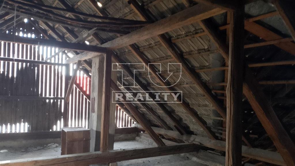 TUreality ponúka na predaj rodinný dom v obci Horná Streda - 12