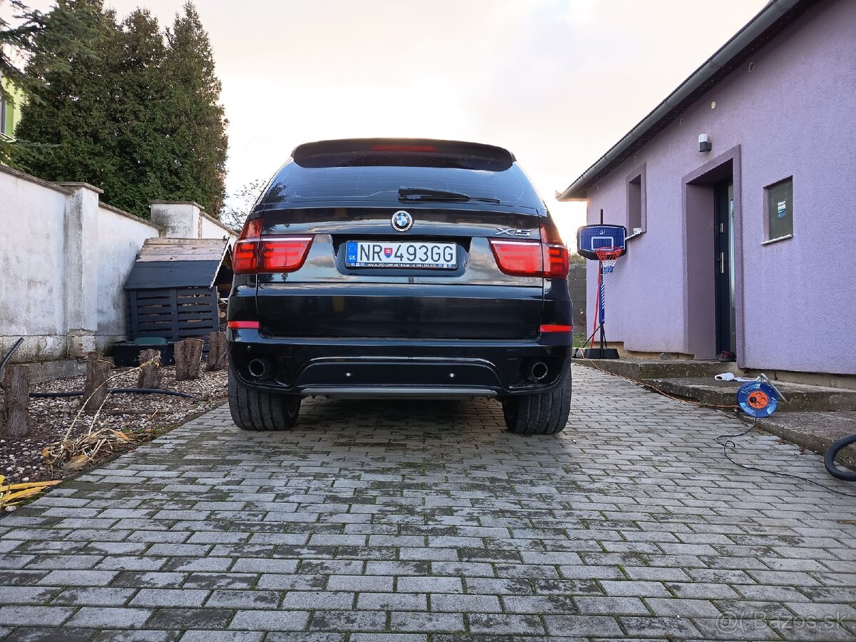 Predám BMW X5 xDrive30d - 12