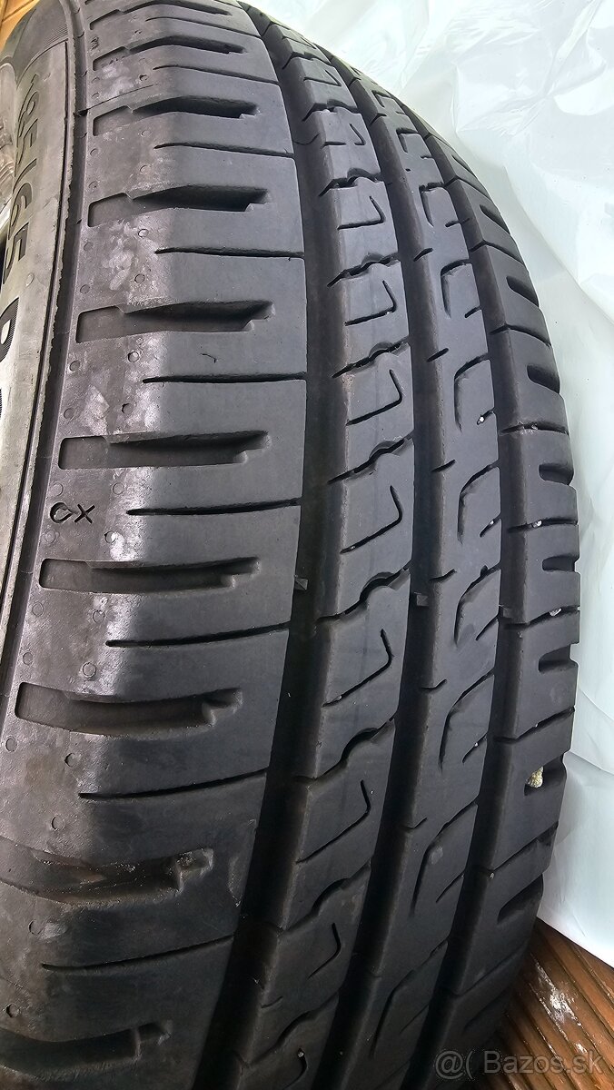 Letné pneu Barum Bravuris 5, 185/65 R15 - 12