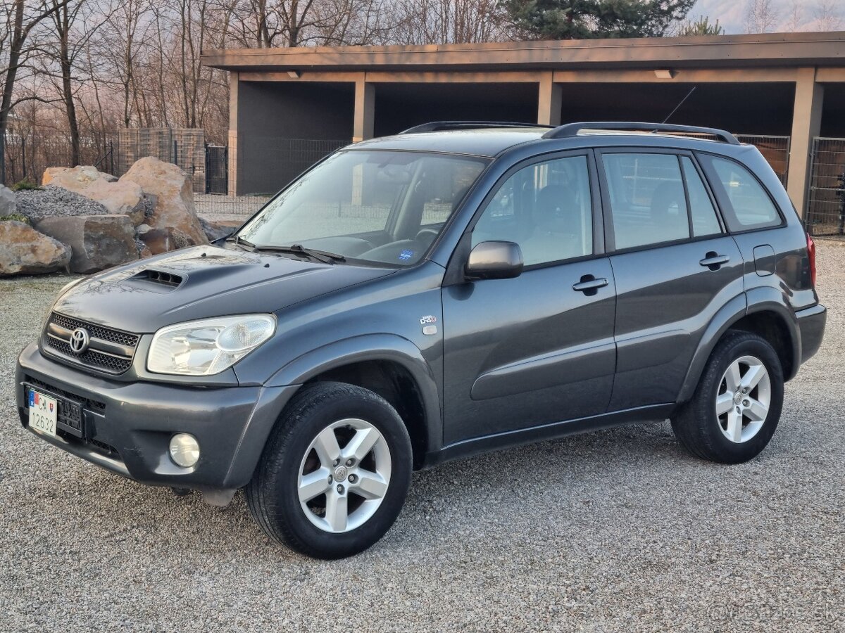 TOYOTA RAV4 2,0D4D 4X4 - 12
