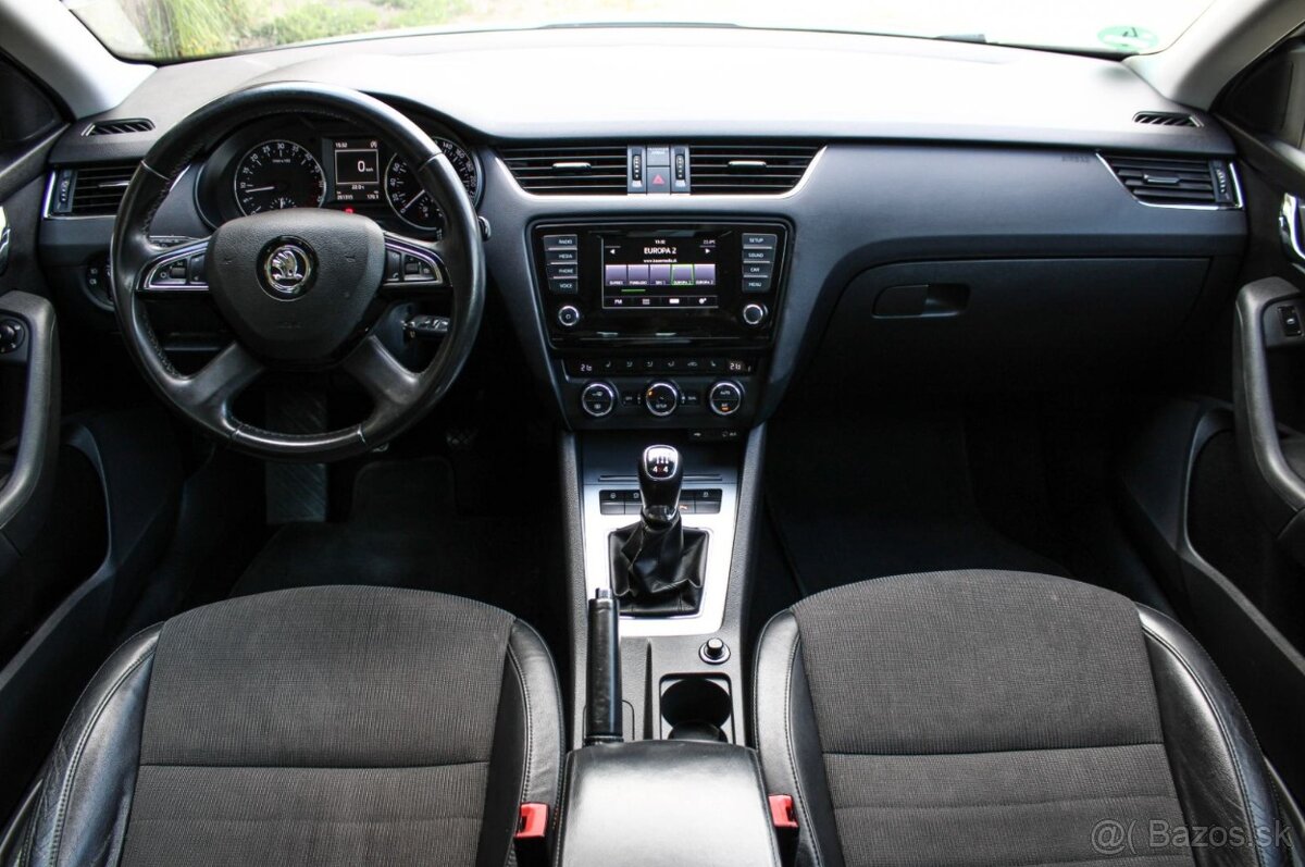 Škoda Octavia Combi 1.6 TDI 4x4 - 12
