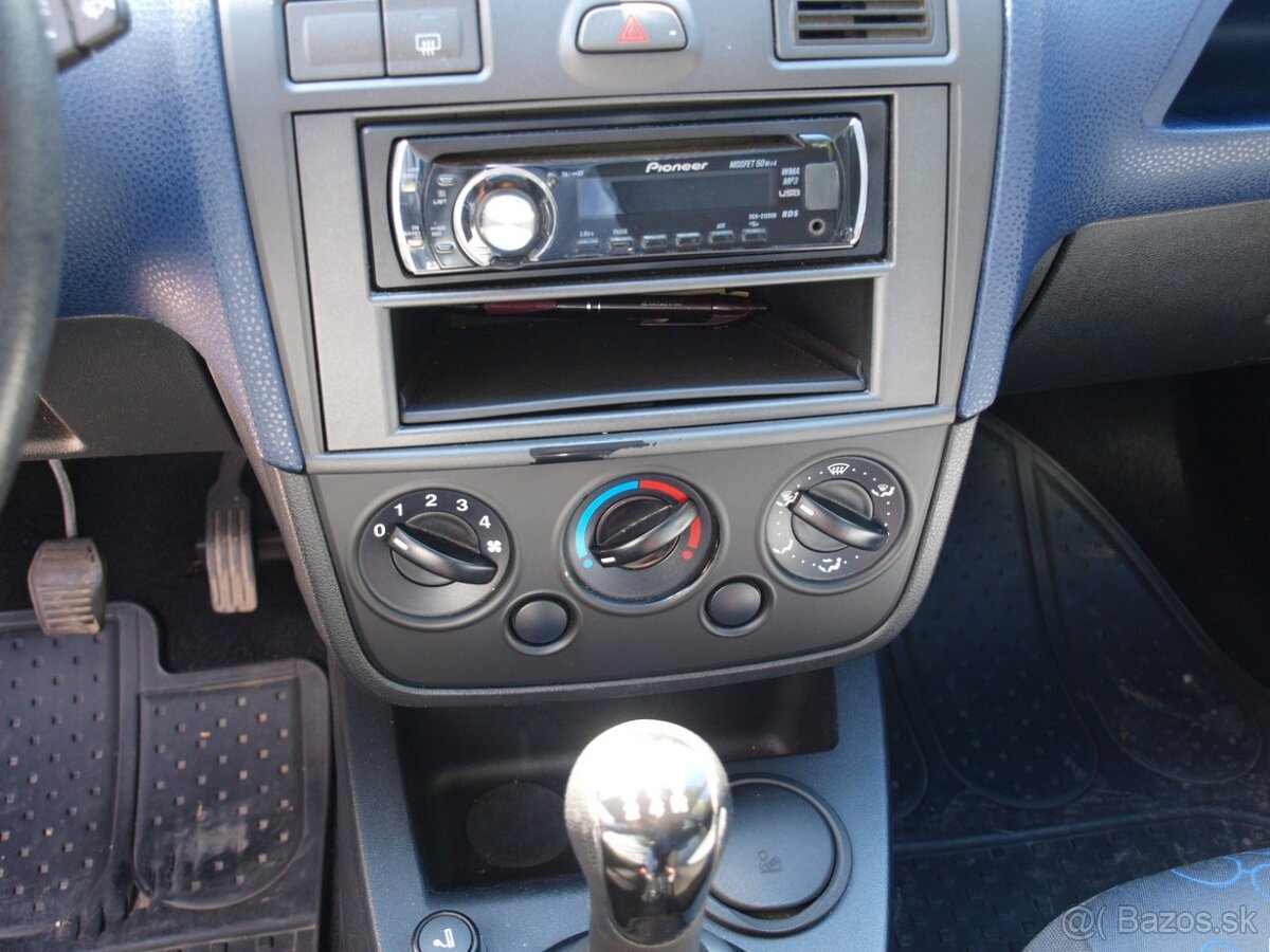 Ford Fiesta 1.3i Duratec Ambiente - 12
