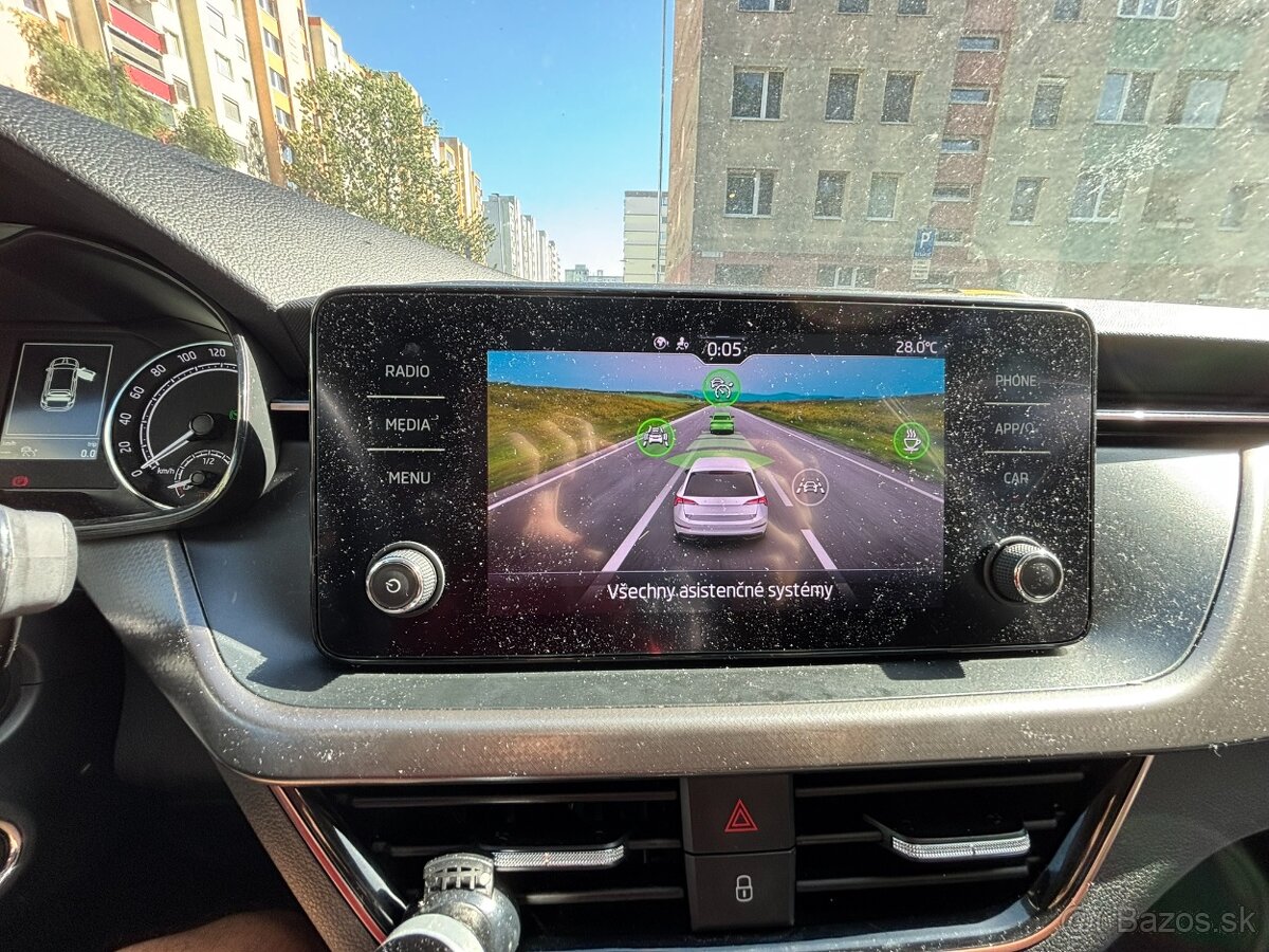 Škoda Scala 1.0 tsi automat - 12