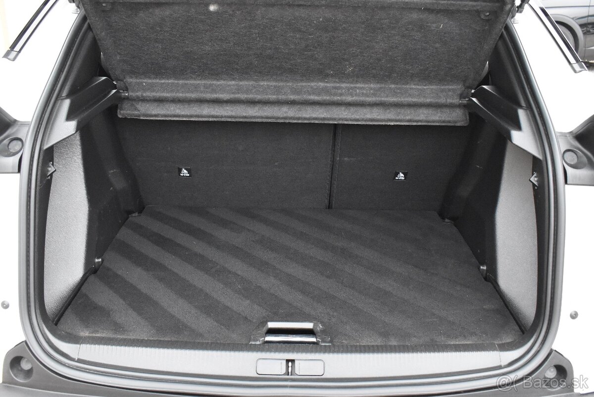 Peugeot 2008 1.5 HDi ROK 2022 - 12