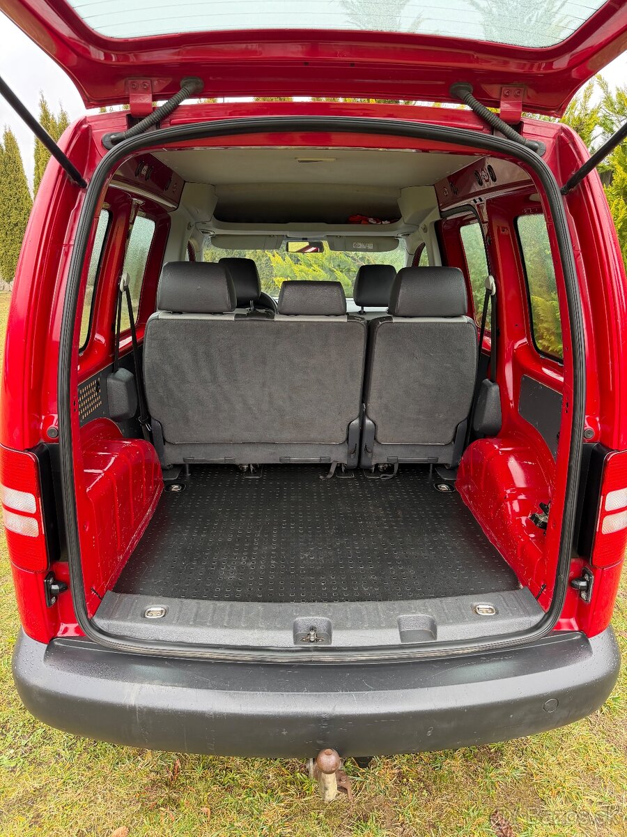 Vokswagen Caddy 1.6 TDI 5 miestne - 12