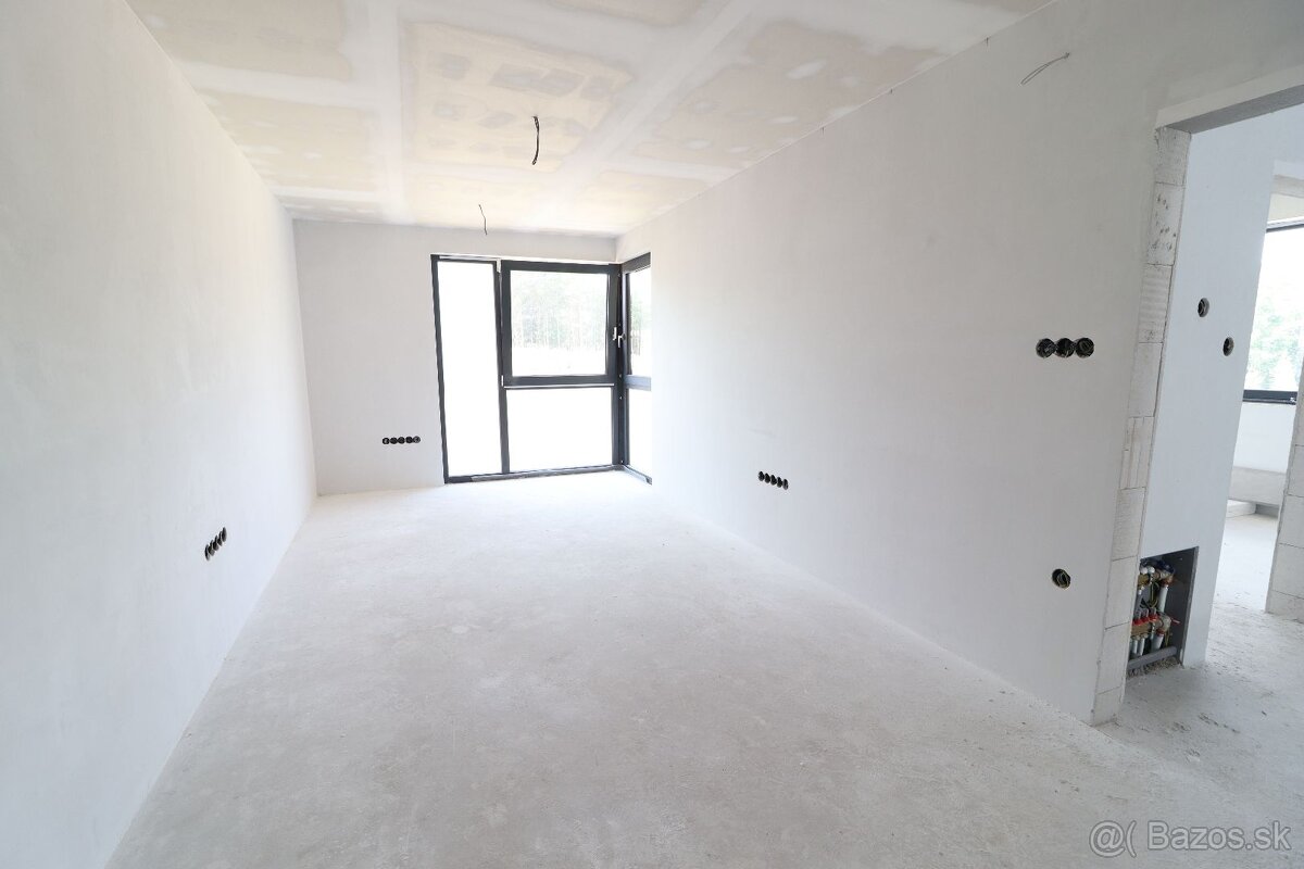 Ponúkame na predaj novostavbu - posledné 2 rodinné domy - S - 12