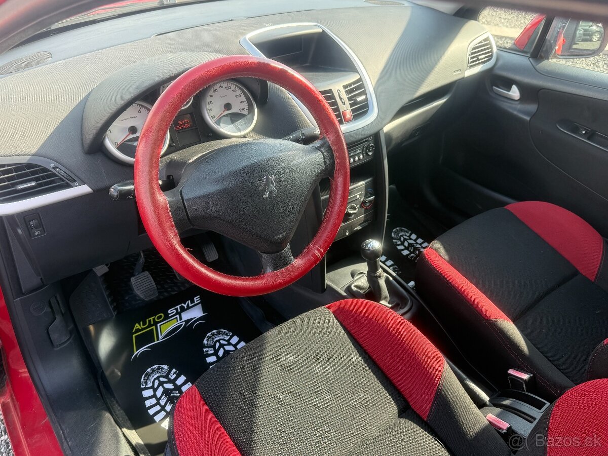 Peugeot 207 1.4 HDi - 12