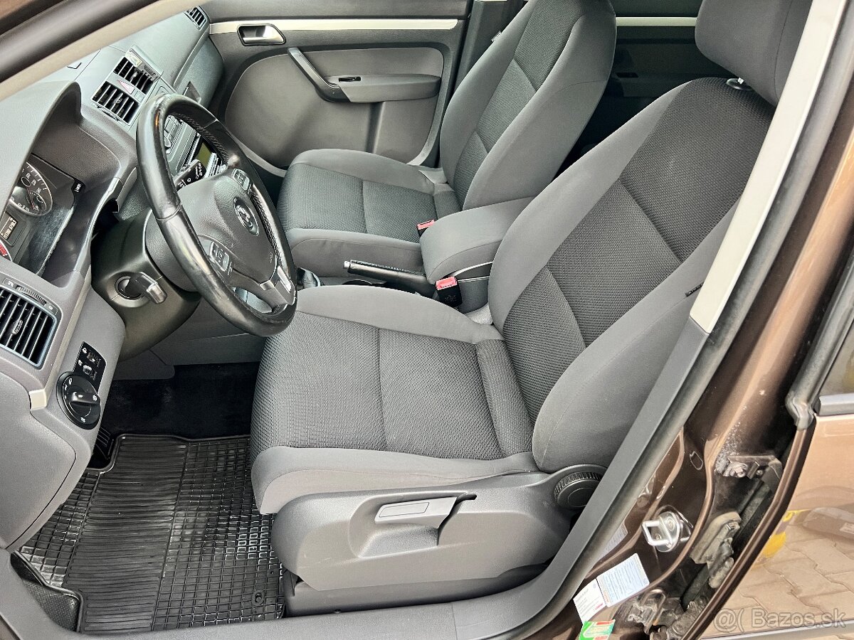 VW TOURAN 1.6TDi 77kW 2010 CR - 12