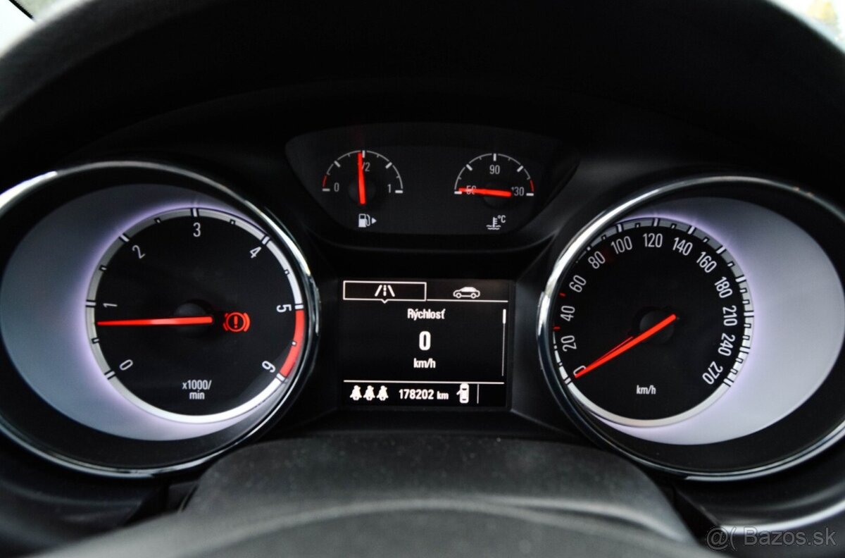 Opel Astra 1.6 CDTI 110k Enjoy - 12